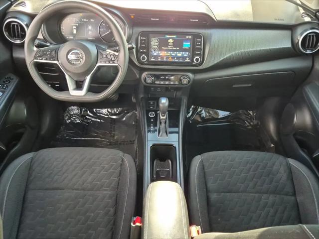 2021 Nissan Kicks SV Xtronic CVT