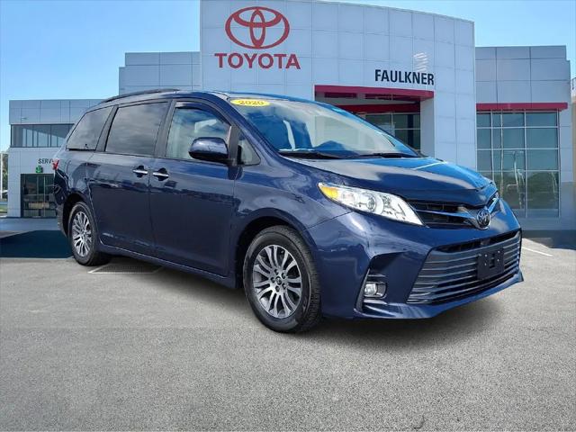 2020 Toyota Sienna XLE for sale in Harrisburg, PA