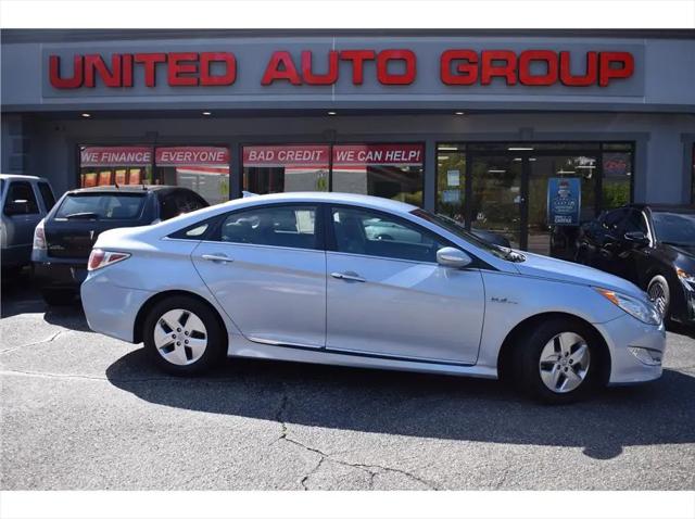 2012 Hyundai Sonata Hybrid Hybrid Base for sale in Putnam, CT