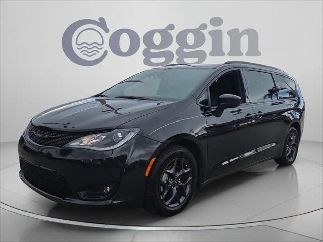 2019 Chrysler Pacifica Touring L Plus for sale in Fort Pierce, FL