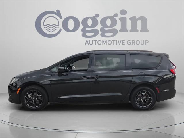 2019 Chrysler Pacifica Touring L Plus