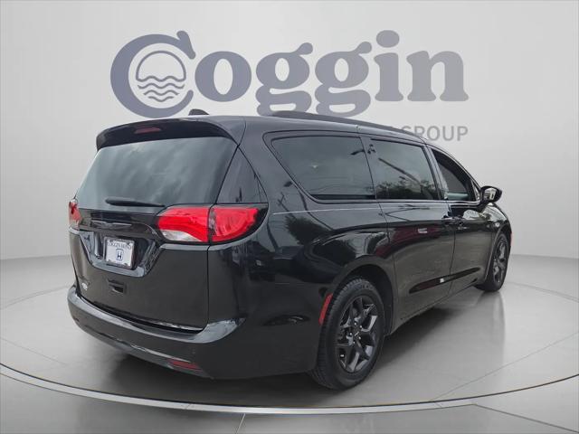 2019 Chrysler Pacifica Touring L Plus