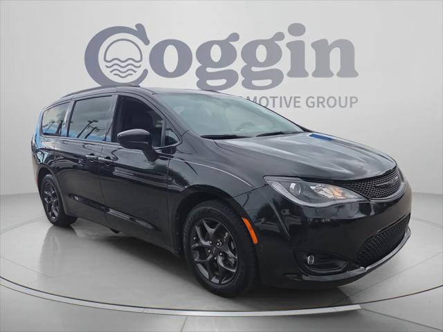 2019 Chrysler Pacifica Touring L Plus