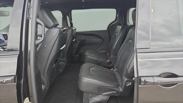 2019 Chrysler Pacifica Touring L Plus