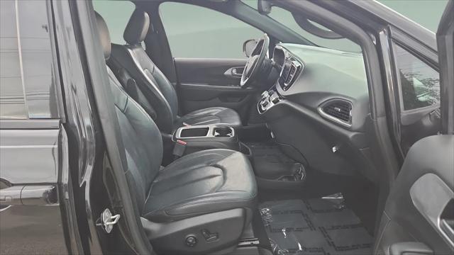 2019 Chrysler Pacifica Touring L Plus