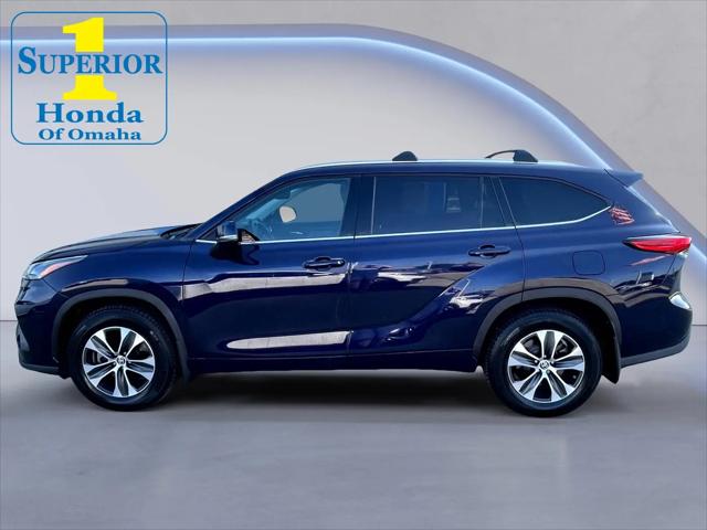 2021 Toyota Highlander XLE for sale in Omaha, NE
