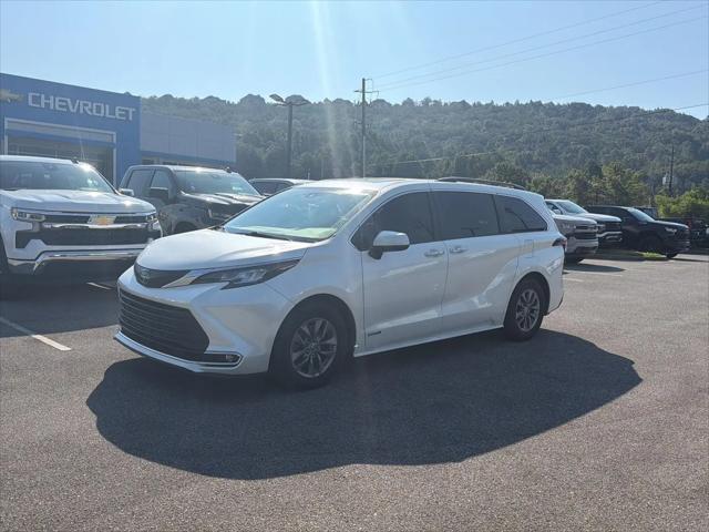 2021 Toyota Sienna XLE for sale in Birmingham, AL