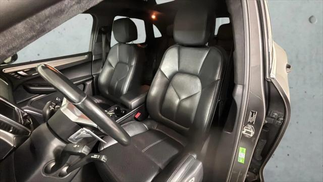 2016 Porsche Macan Turbo