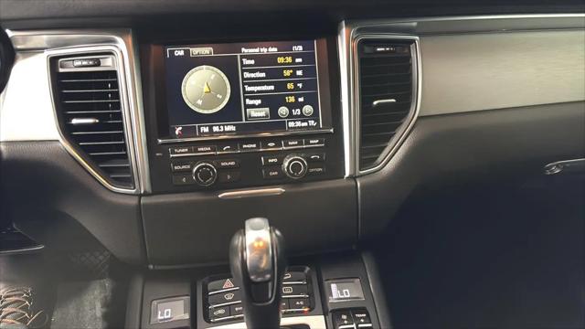 2016 Porsche Macan Turbo