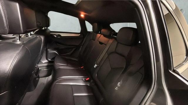 2016 Porsche Macan Turbo