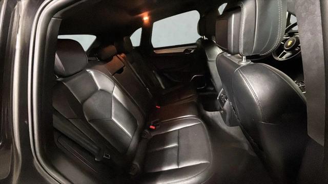 2016 Porsche Macan Turbo
