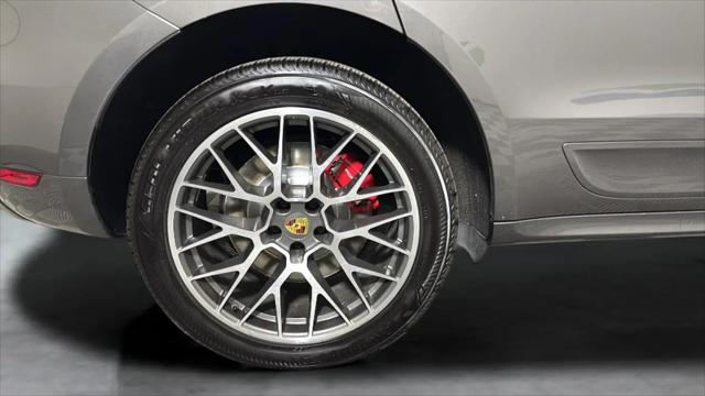 2016 Porsche Macan Turbo