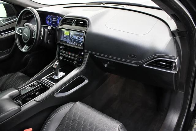 2020 Jaguar F-PACE SVR P550 AWD Automatic