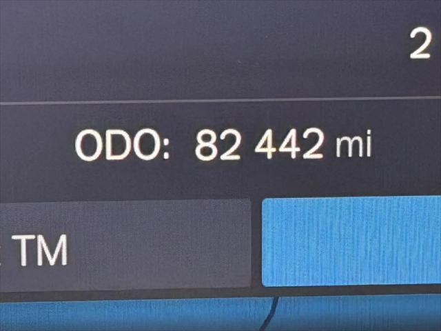 2023 Volvo XC60 B5 Ultimate Bright Theme