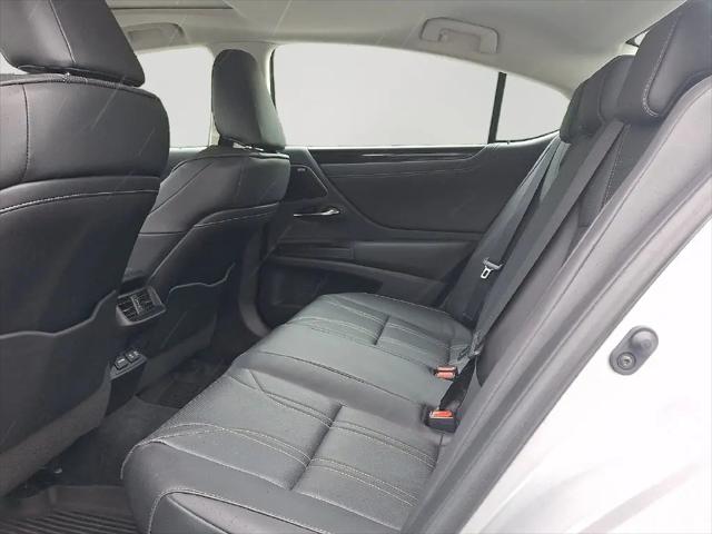 2021 Lexus ES ES 300h Luxury