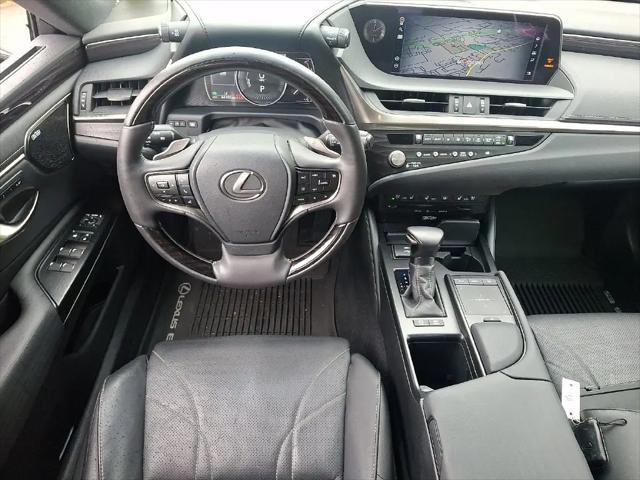 2021 Lexus ES ES 300h Luxury