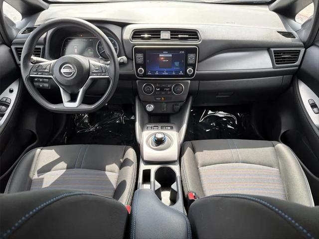 2025 Nissan LEAF S