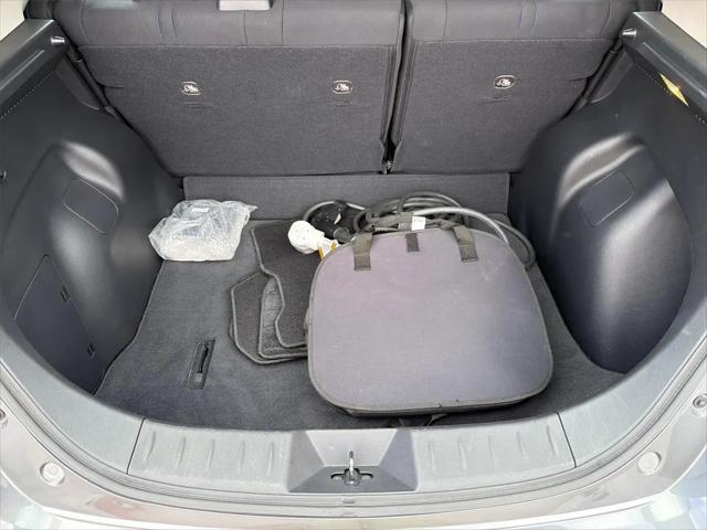 2025 Nissan LEAF S