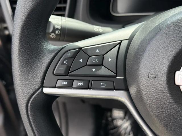 2025 Nissan LEAF S