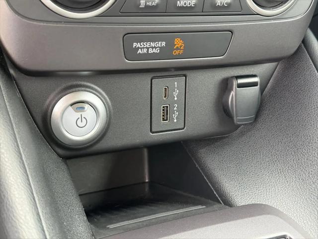 2025 Nissan LEAF S