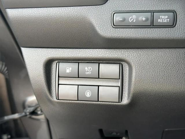2025 Nissan LEAF S