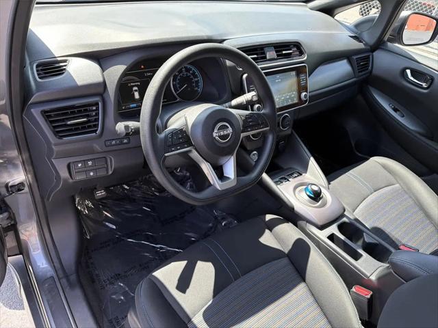 2025 Nissan LEAF S