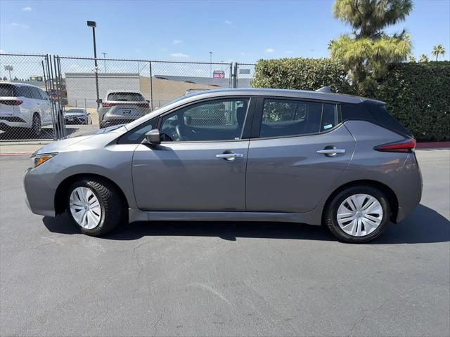 2025 Nissan LEAF S