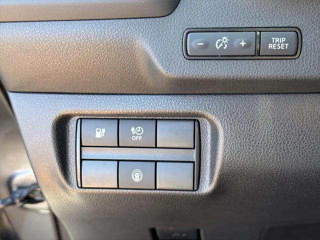 2025 Nissan LEAF S