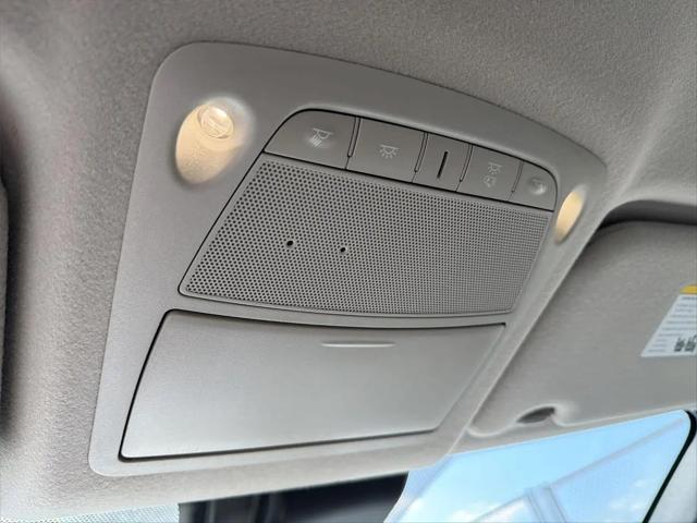 2025 Nissan LEAF S