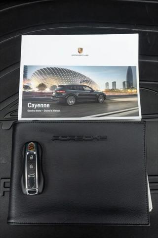 2023 Porsche Cayenne Cayenne
