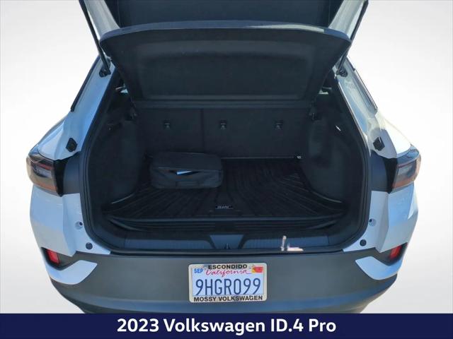 2023 Volkswagen ID.4 Pro