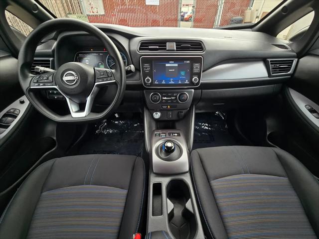 2025 Nissan LEAF S