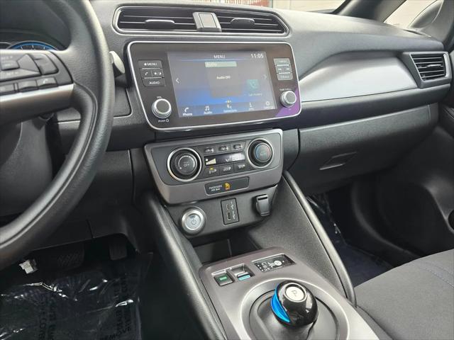 2025 Nissan LEAF S