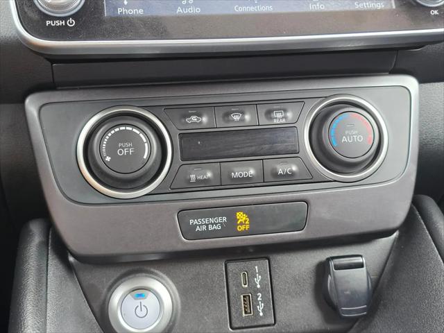 2025 Nissan LEAF S