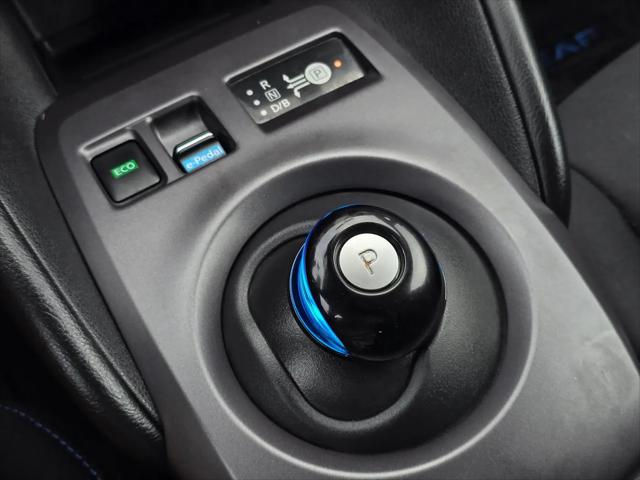 2025 Nissan LEAF S