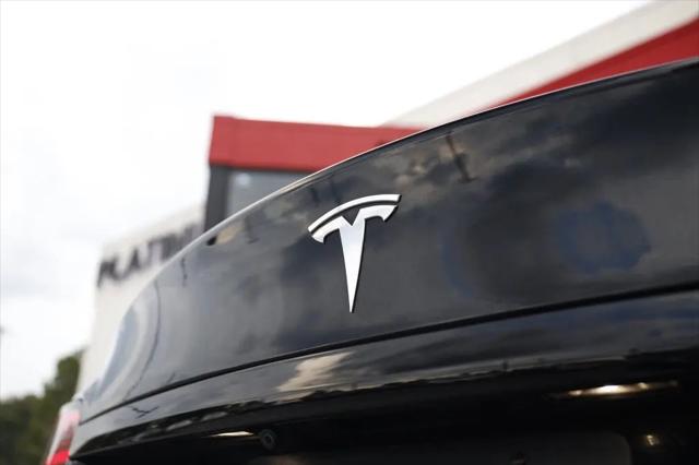 2023 Tesla Model S Standard Range