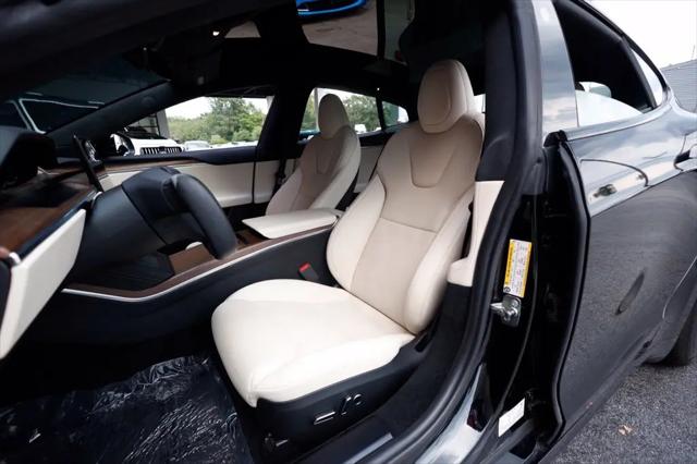 2023 Tesla Model S Standard Range