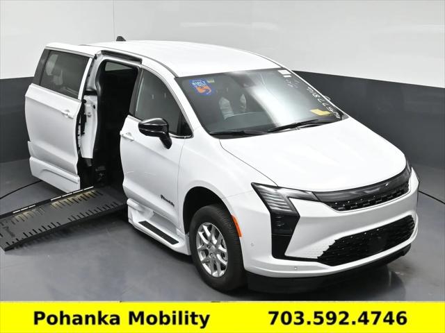 2027 Chrysler Pacifica Select