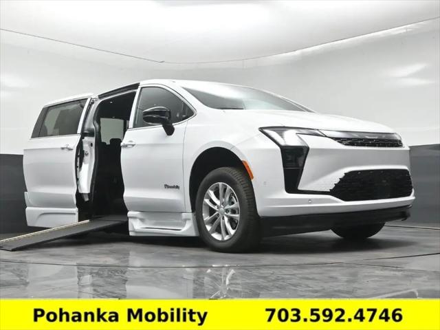 2027 Chrysler Pacifica Select