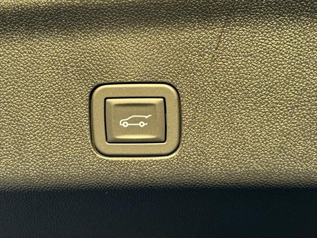 2027 GMC Yukon XL Denali