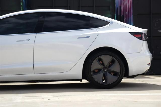 2020 Tesla Model 3 Standard Range Plus Rear-Wheel Drive