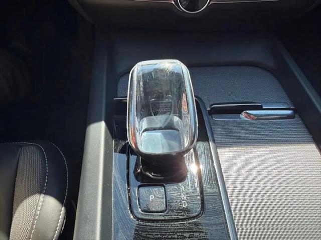 2024 Volvo S60 B5 Plus Black Edition