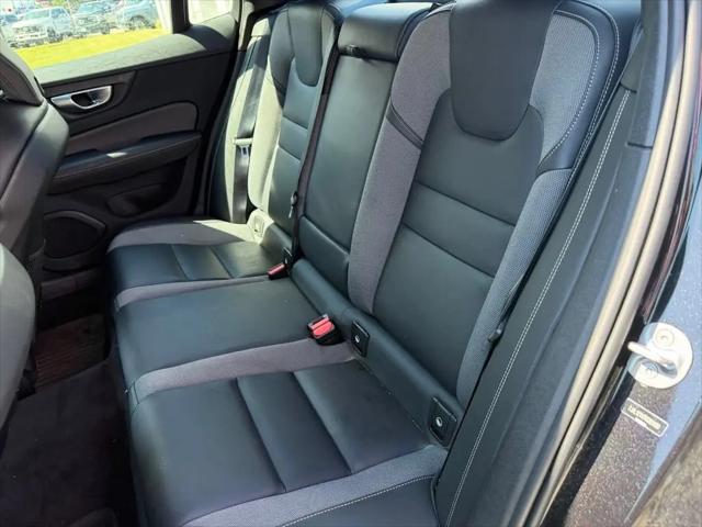 2024 Volvo S60 B5 Plus Black Edition