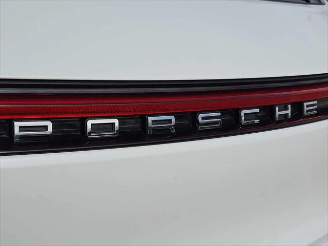 2020 Porsche Macan Macan