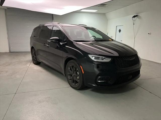 2025 Chrysler Pacifica Limited for sale in Fayetteville, NC