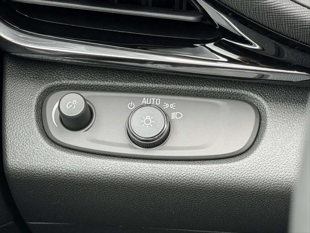 2026 Buick NV Sport Touring FWD