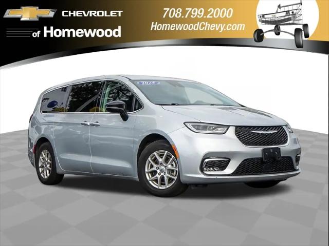 2024 Chrysler Pacifica Touring L for sale in Homewood, IL