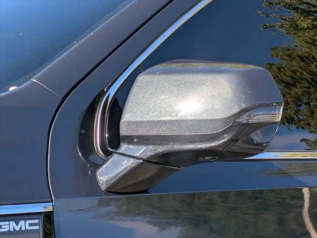 2021 GMC Yukon 4WD Denali
