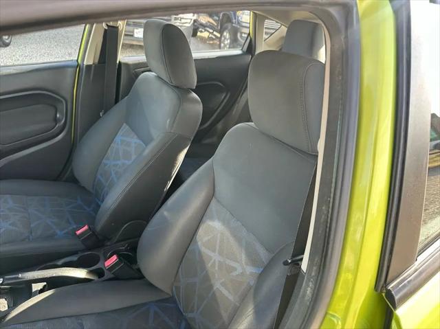 2011 Ford Fiesta SE