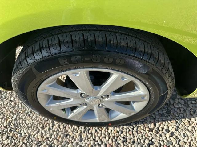 2011 Ford Fiesta SE